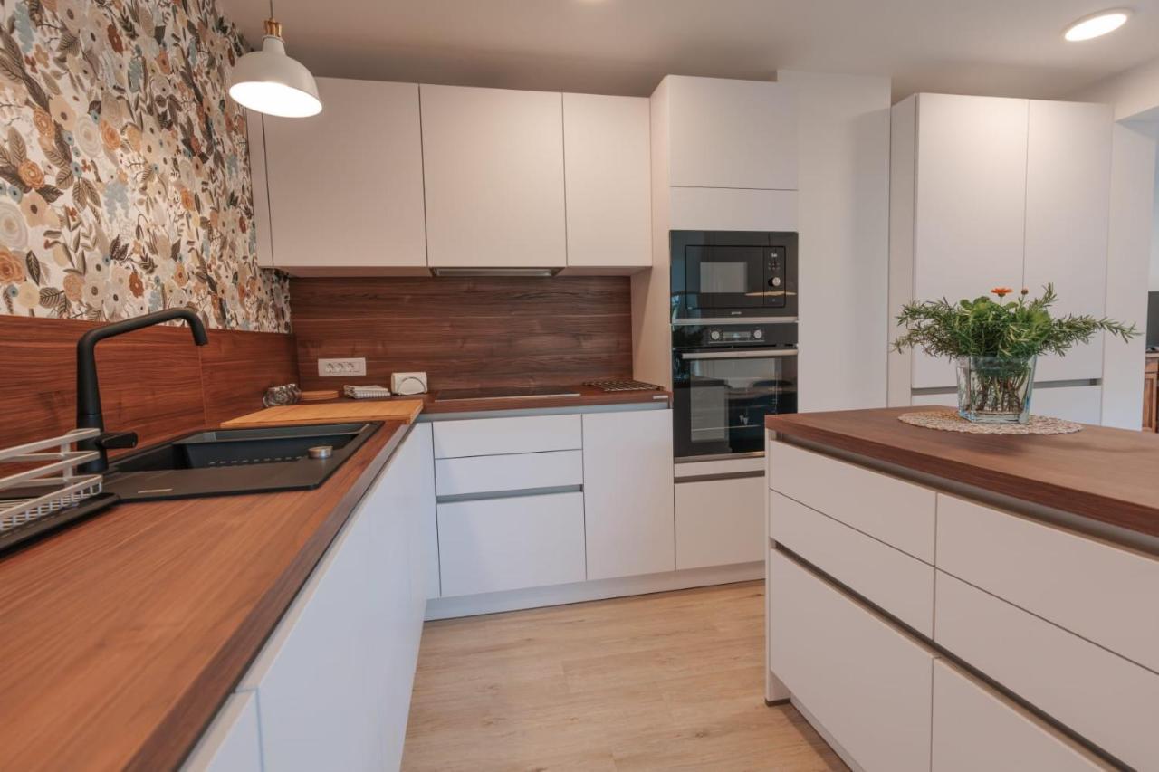 Apartma Lamberger Zirovnica Zewnętrze zdjęcie